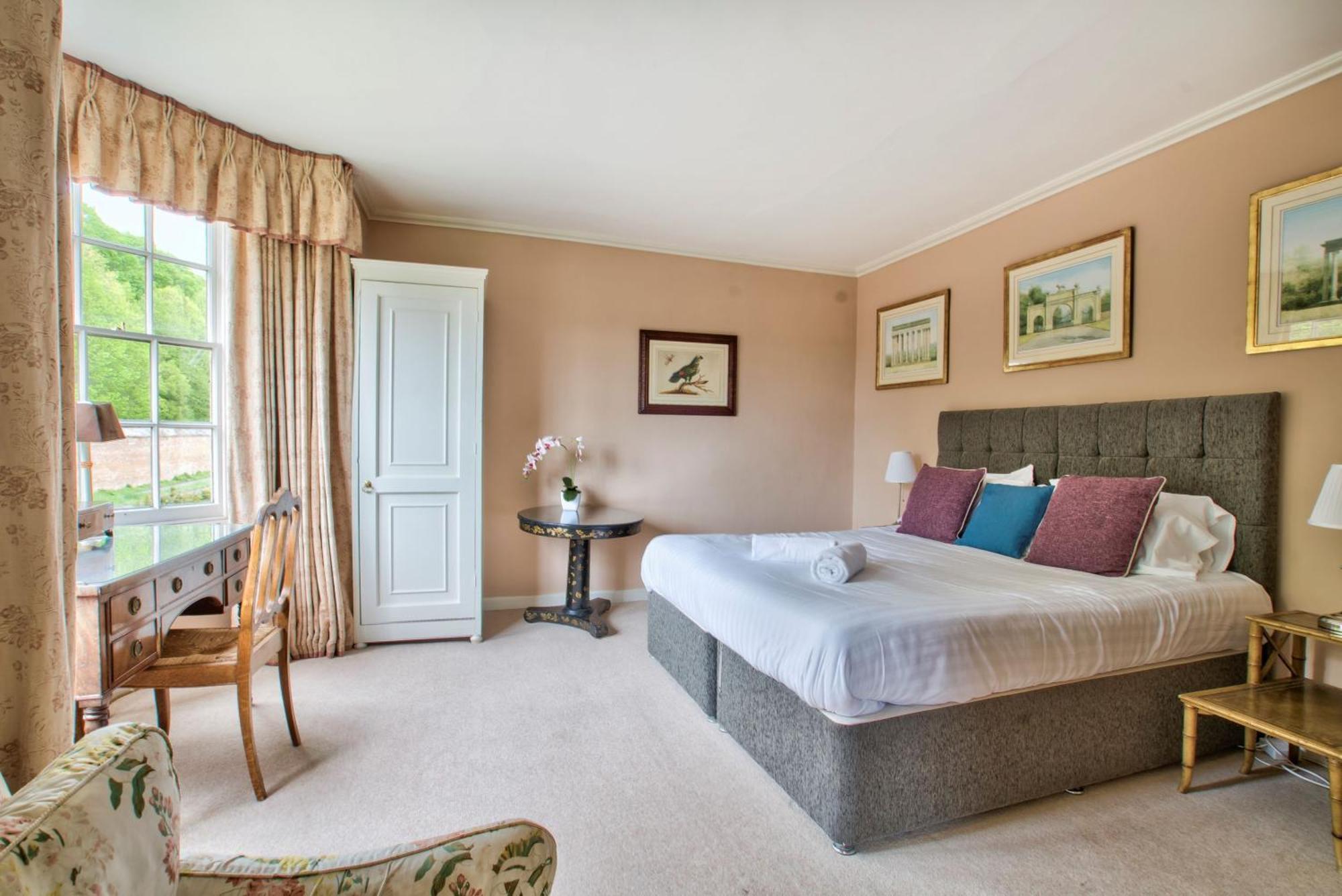 Abbey House By Group Retreats Villa Saffron Walden Bagian luar foto