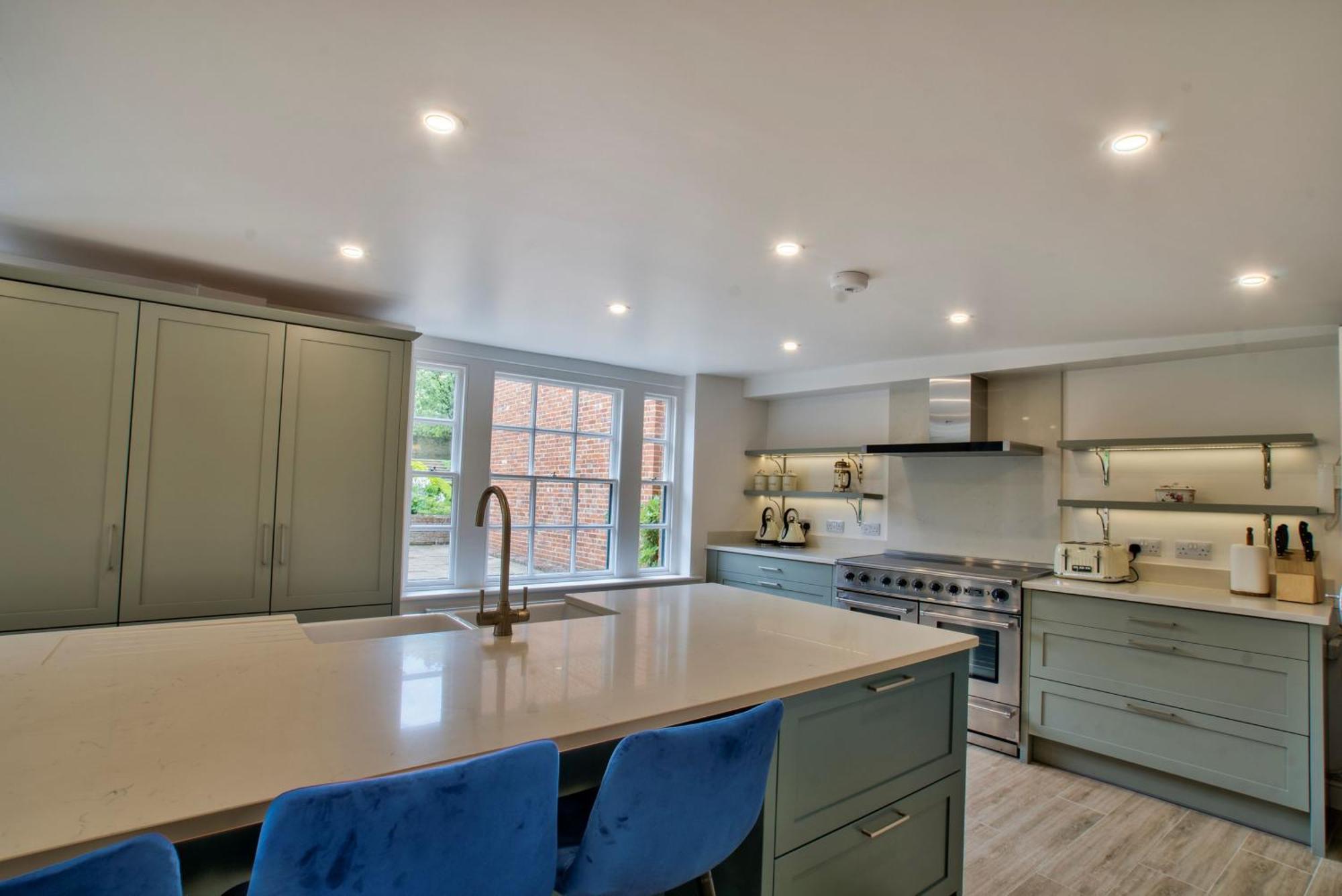 Abbey House By Group Retreats Villa Saffron Walden Bagian luar foto