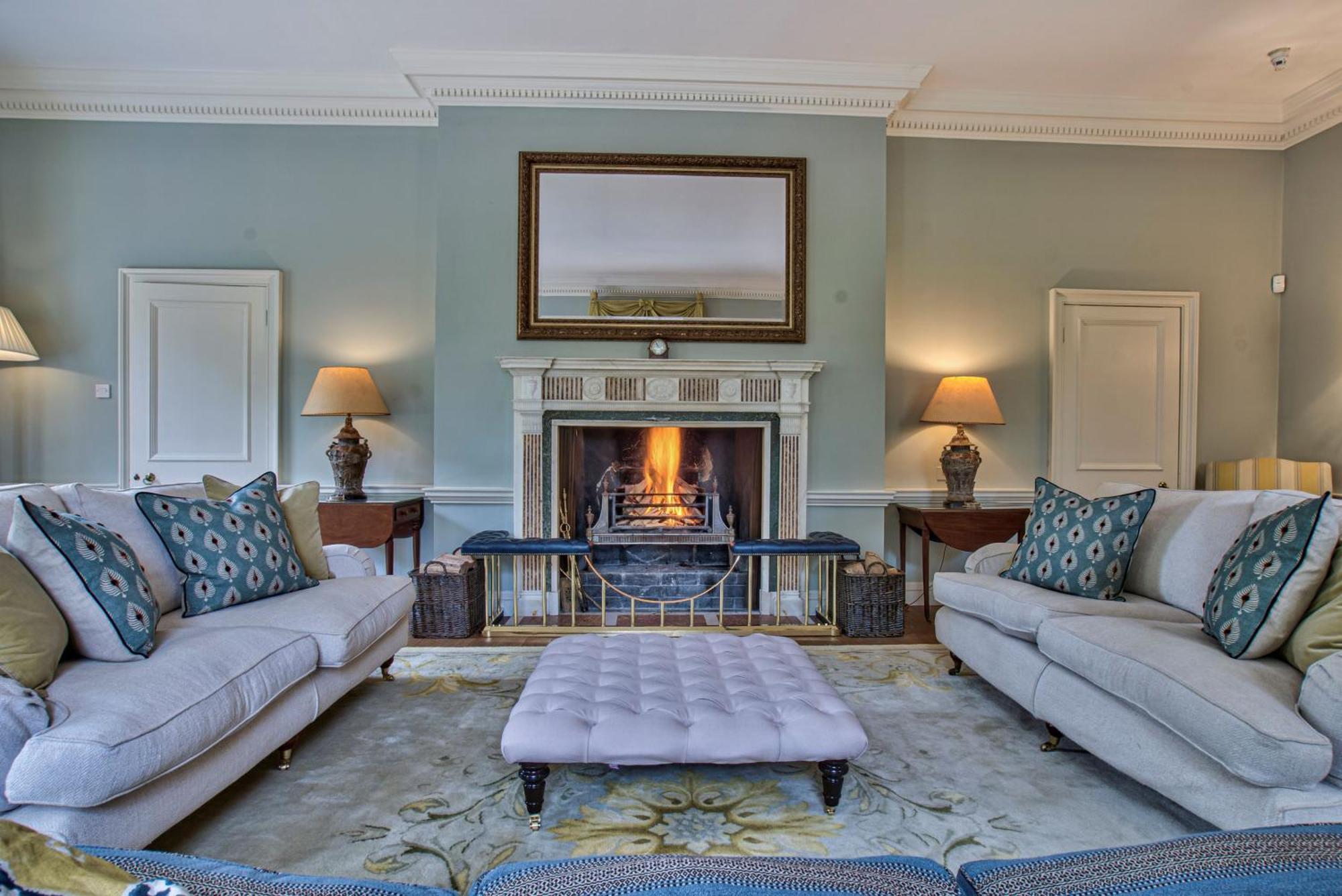 Abbey House By Group Retreats Villa Saffron Walden Bagian luar foto